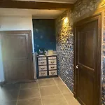 بيت للعطل Le Refuge De Seve - Domaine Entier - 8 - 15 Pers - 6 Sdb - Billard Et Jacuzzi Seloignes