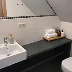 بيت للعطل Le Refuge De Seve - Domaine Entier - 8 - 15 Pers - 6 Sdb - Billard Et Jacuzzi