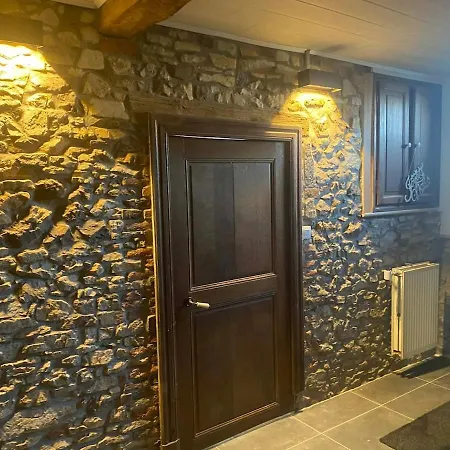 Le Refuge De Seve - Domaine Entier - 8 - 15 Pers - 6 Sdb - Billard Et Jacuzzi Seloignes