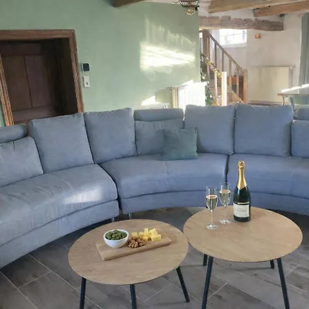 Vakantiehuis Le Refuge De Seve - Domaine Entier - 8 - 15 Pers - 6 Sdb - Billard Et Jacuzzi Seloignes