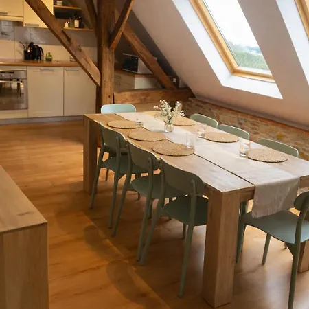Vakantiehuis Le Refuge De Seve - Domaine Entier - 8 - 15 Pers - 6 Sdb - Billard Et Jacuzzi Seloignes