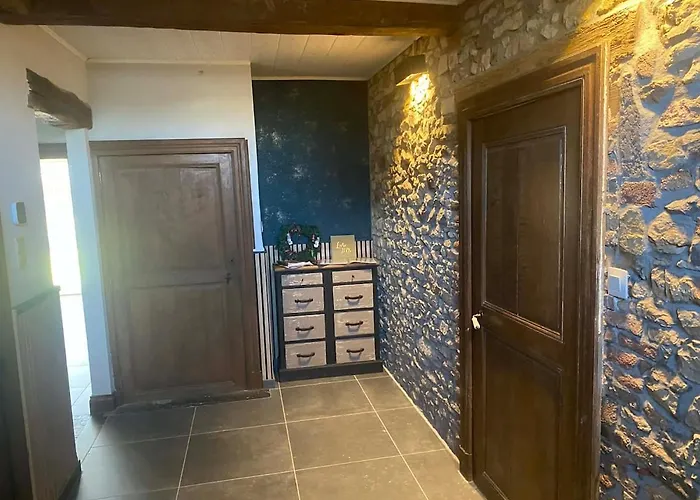 Holiday home Le Refuge De Seve - Domaine Entier - 8 - 15 Pers - 6 Sdb - Billard Et Jacuzzi Seloignes