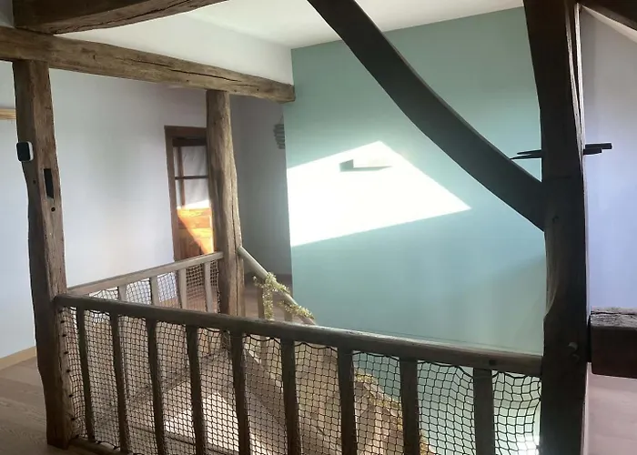 Le Refuge De Seve - Domaine Entier - 8 - 15 Pers - 6 Sdb - Billard Et Jacuzzi Seloignes