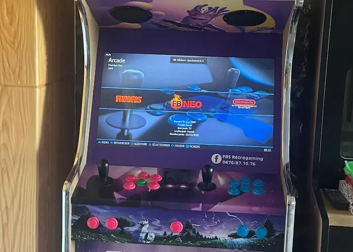 Le Refuge De Seve - Domaine Entier - 8 - 15 Pers - 6 Sdb - Billard Et Jacuzzi Seloignes