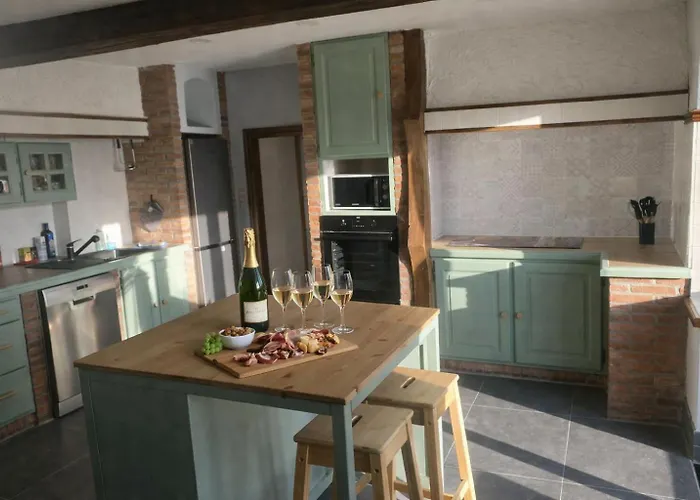 Holiday home Le Refuge De Seve - Domaine Entier - 8 - 15 Pers - 6 Sdb - Billard Et Jacuzzi *