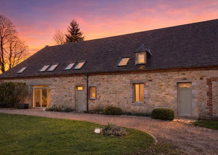 Le Refuge De Seve - Domaine Entier - 8 - 15 Pers - 6 Sdb - Billard Et Jacuzzi Vakantiehuis *