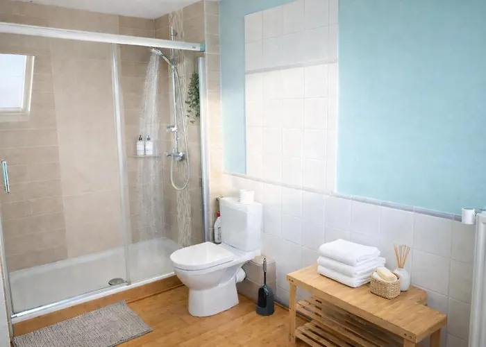 Holiday home Le Refuge De Seve - Domaine Entier - 8 - 15 Pers - 6 Sdb - Billard Et Jacuzzi