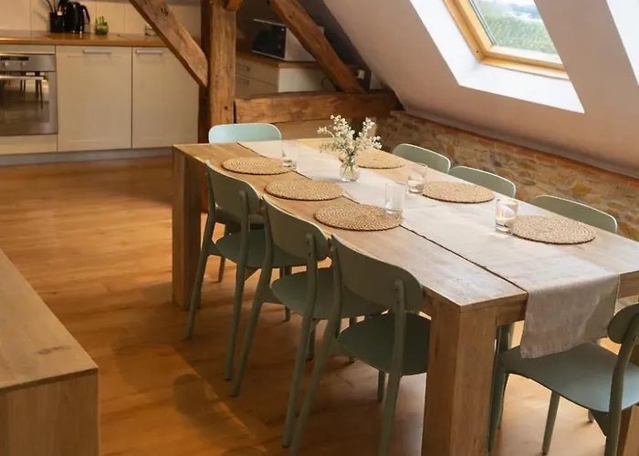 Holiday home Le Refuge De Seve - Domaine Entier - 8 - 15 Pers - 6 Sdb - Billard Et Jacuzzi Seloignes